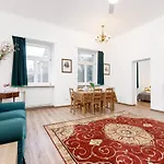 Pijarska By Renters Apartament *