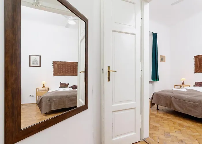 Pijarska By Renters Lejlighed Kraków