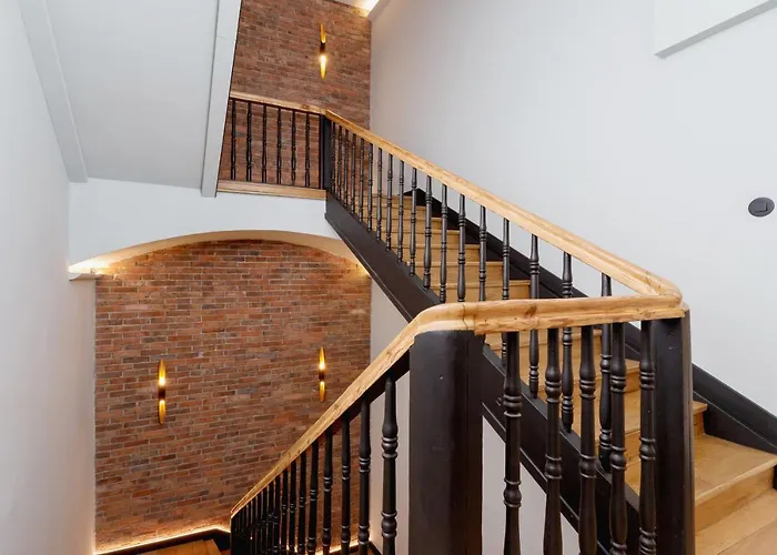 Pijarska By Renters *