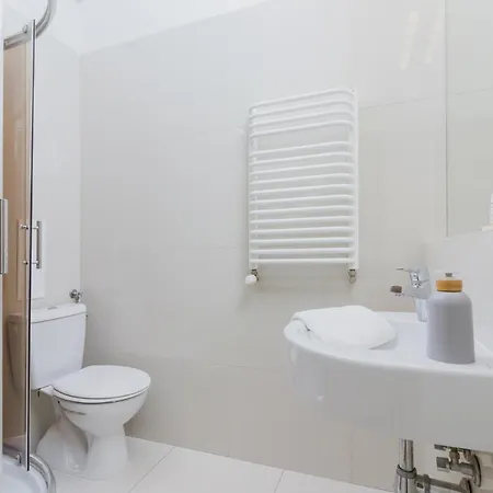 Pijarska By Renters Appartamento *